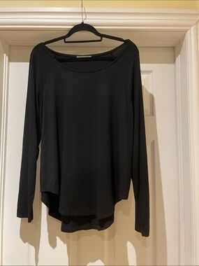 Women's Black Long-Sleeve Scoop Neck Top Elevated Essentials 12-14